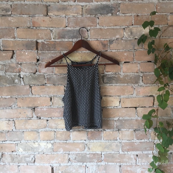 Brandy Melville Crop Top - Picture 2 of 6